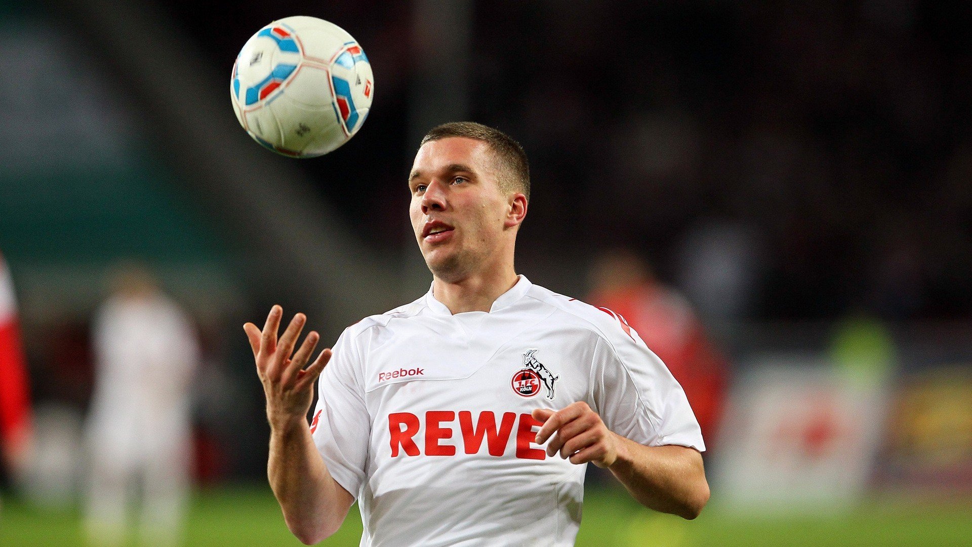 北欧风暴席卷皮斯胡安，苏亚雷斯独舞之夜，瑞典奇迹逆转塞维利亚