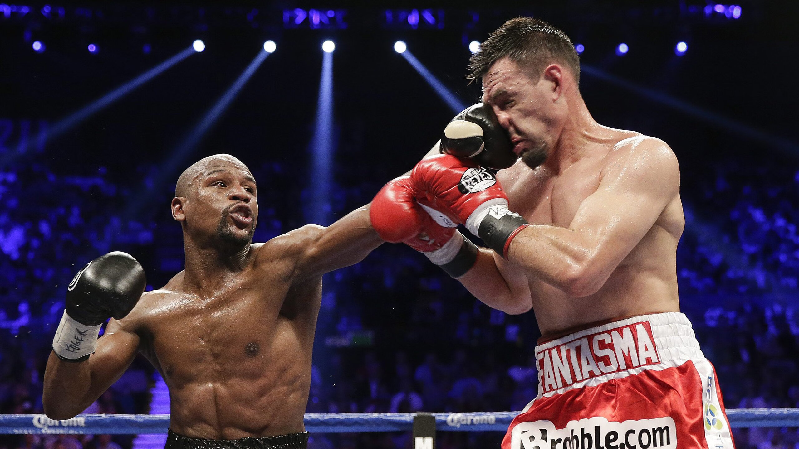 冰与火之歌，当墨西哥决胜局带走冰岛，萨拉赫在欧冠赛场点燃奇迹